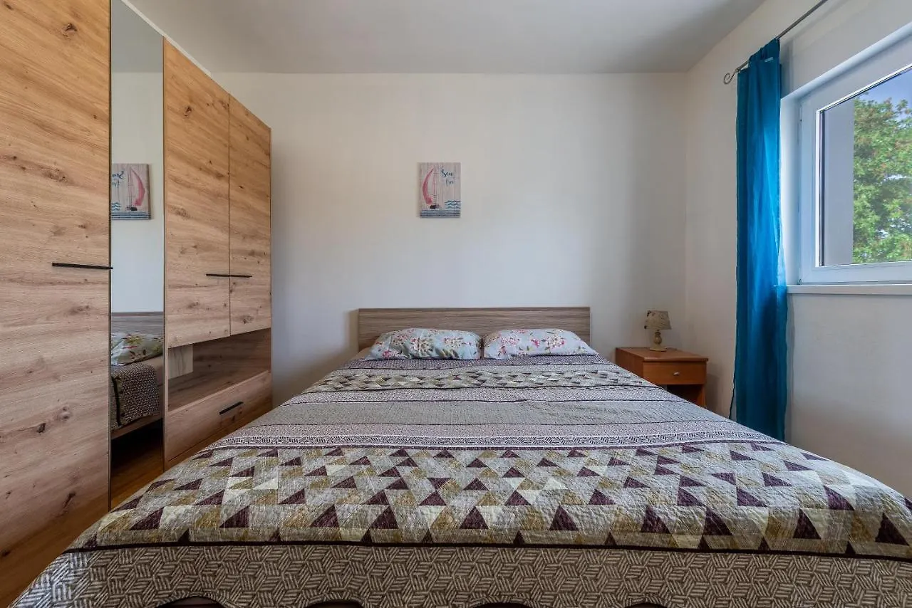 Home Idassa Zadar